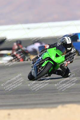 media/Jan-14-2024-SoCal Trackdays (Sun) [[2e55ec21a6]]/Turn 16 Set 2 (1125am)/